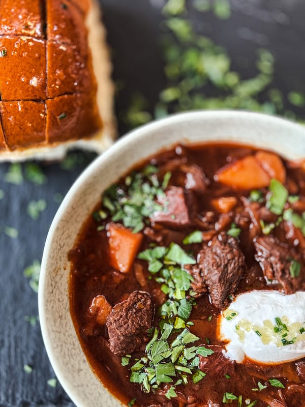 Jedlá, ktoré vracajú pozornosť späť k telu v Monáde:  12.01. - 16. 01. 2026